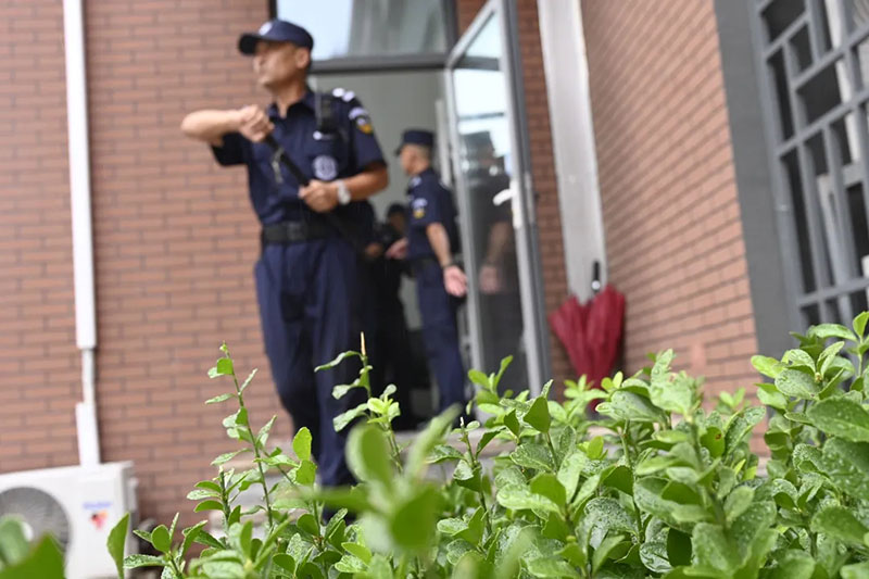 校园安全无小事，放学路上也“风景”